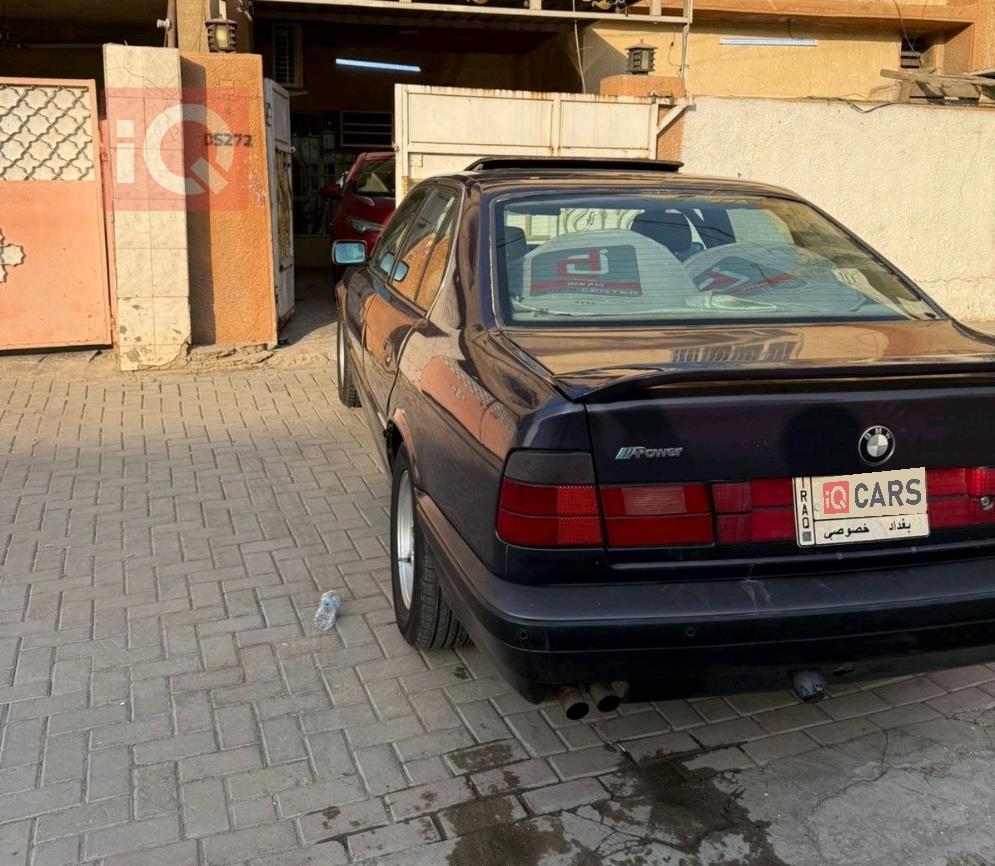 بی ئێم دەبڵیو سیریەس 5